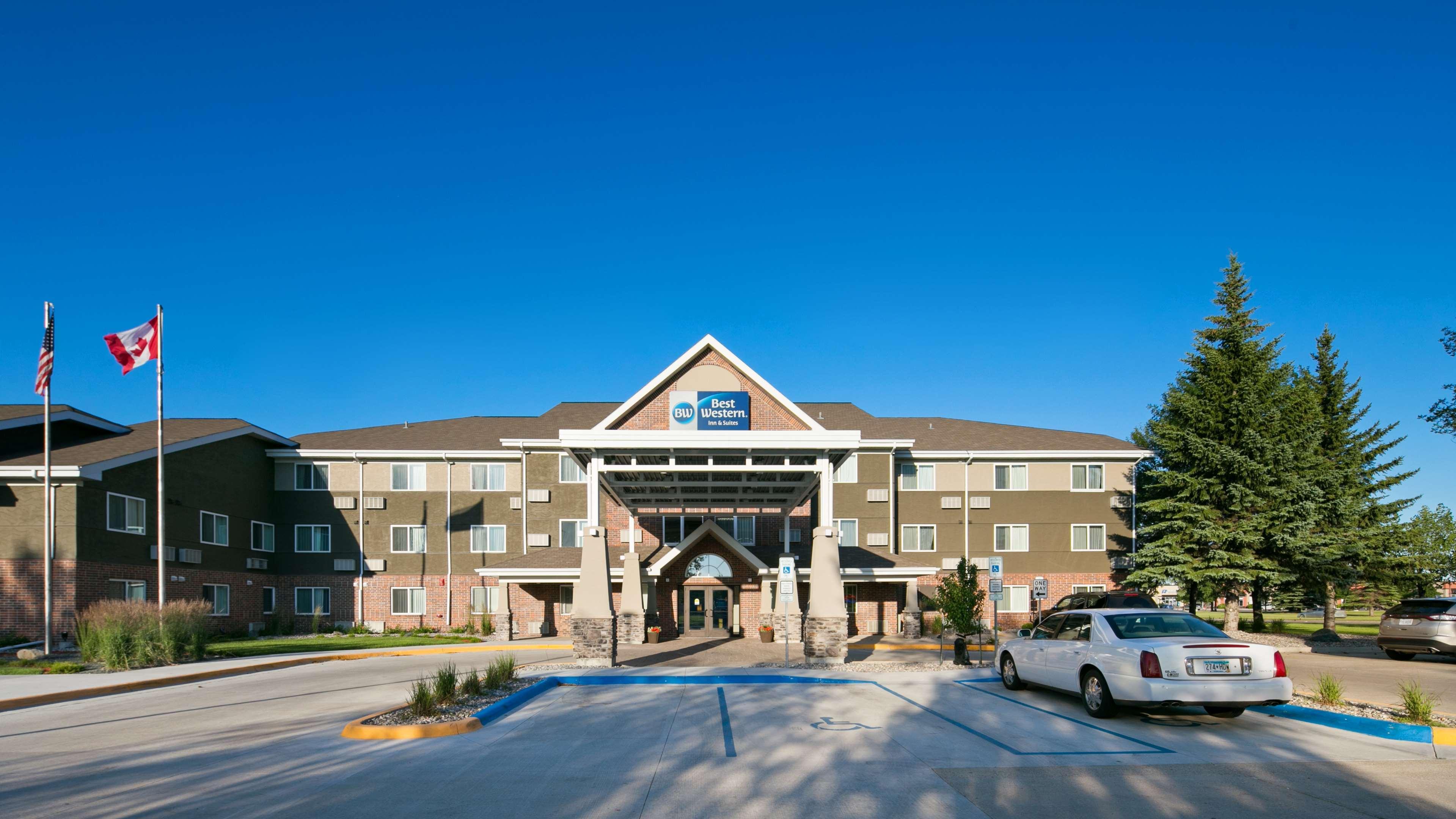 Best Western Harvest Inn & Suites Γκραντ Φορκς Εξωτερικό φωτογραφία