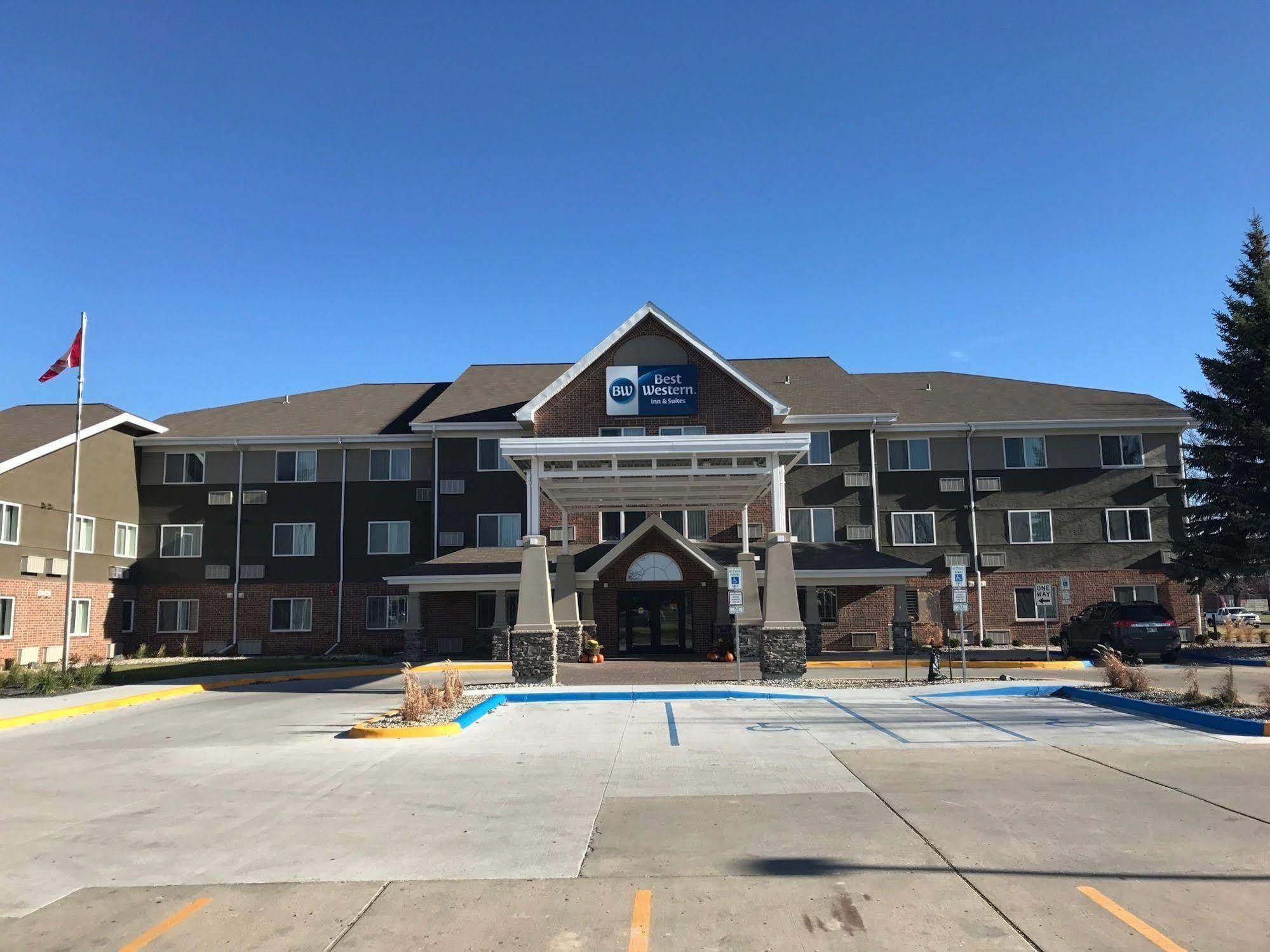 Best Western Harvest Inn & Suites Γκραντ Φορκς Εξωτερικό φωτογραφία